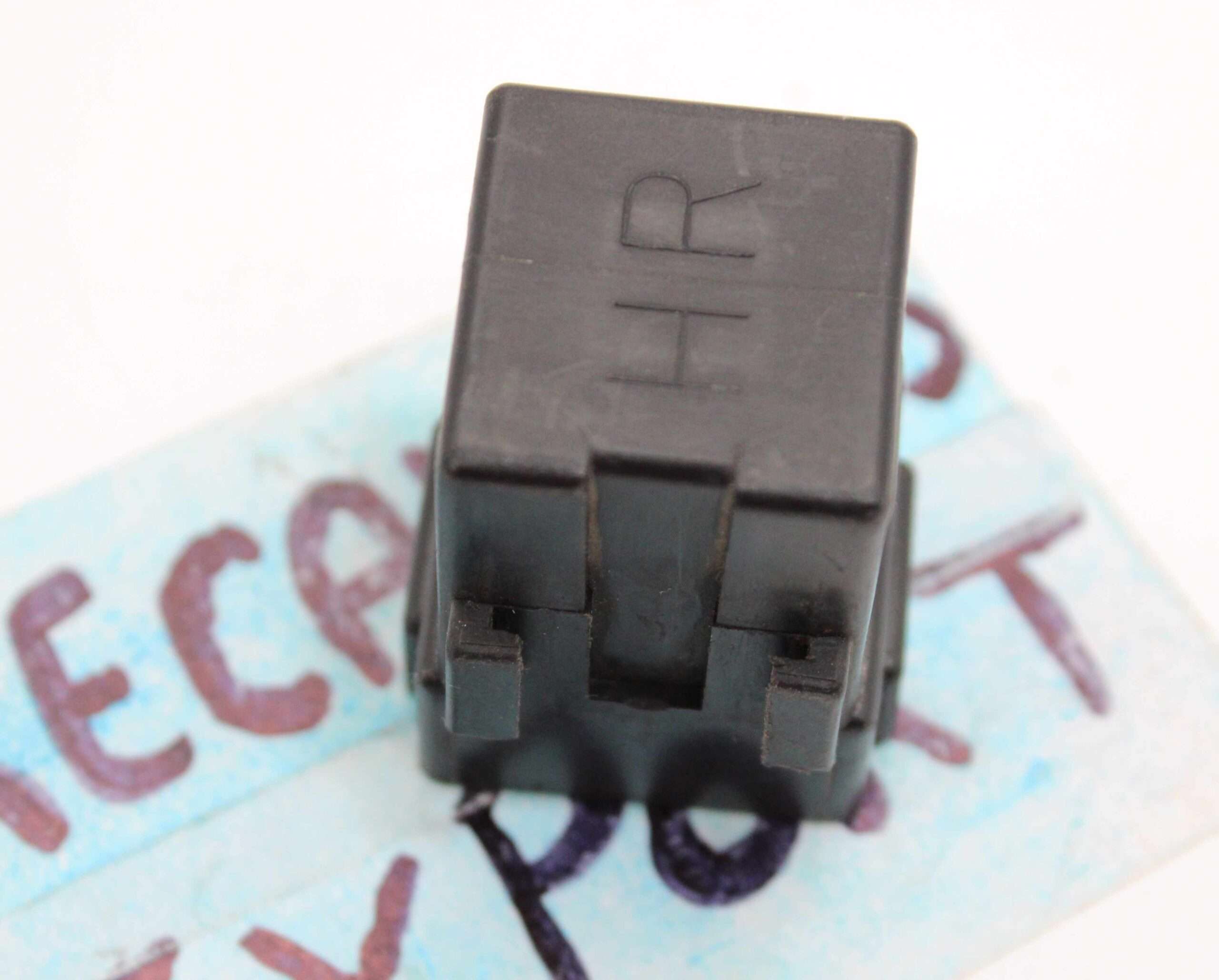 Relé de Antena Jeep Cherokee - foto 4