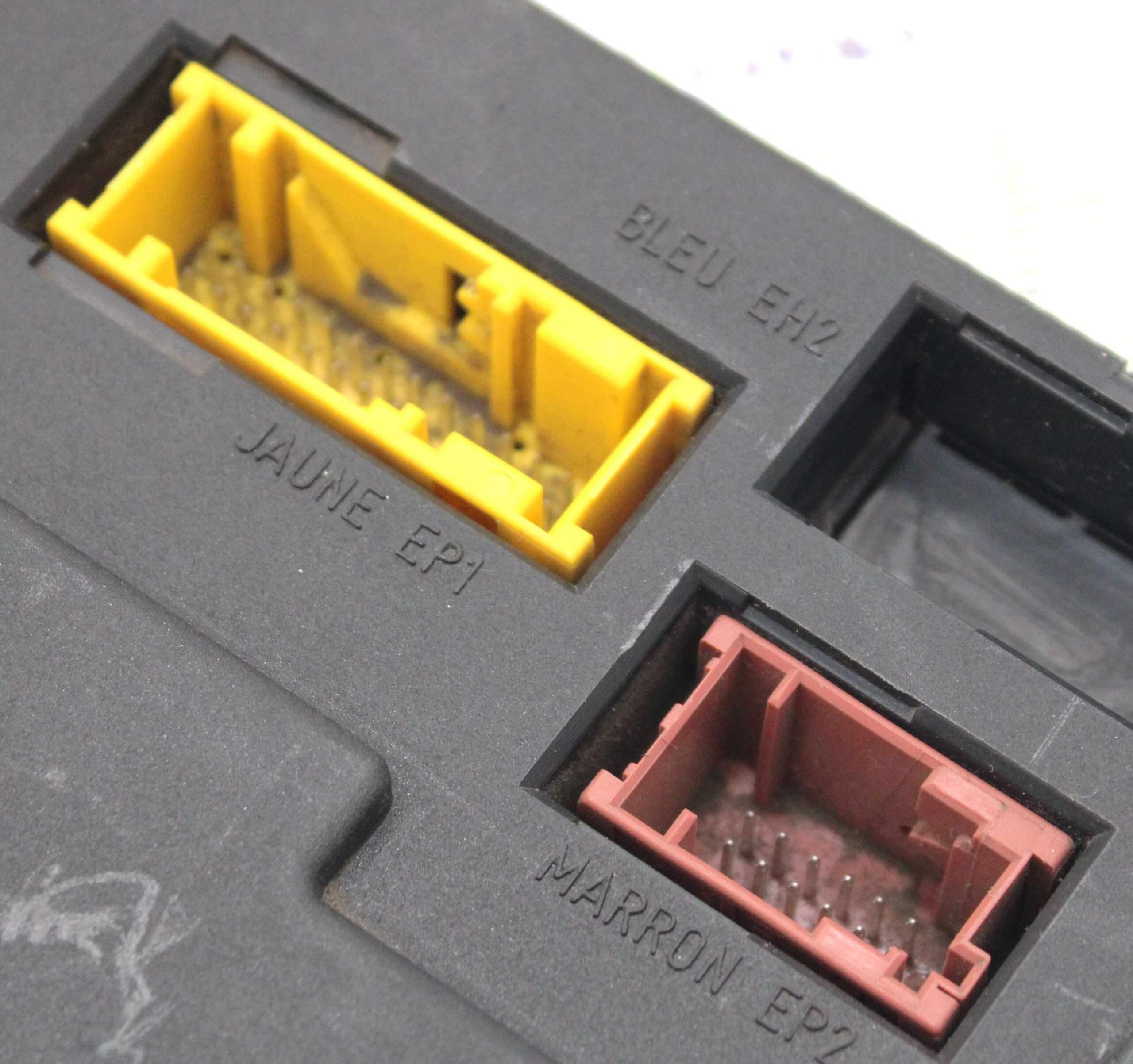 Caja de Fusibles Citroen XSara - foto 6