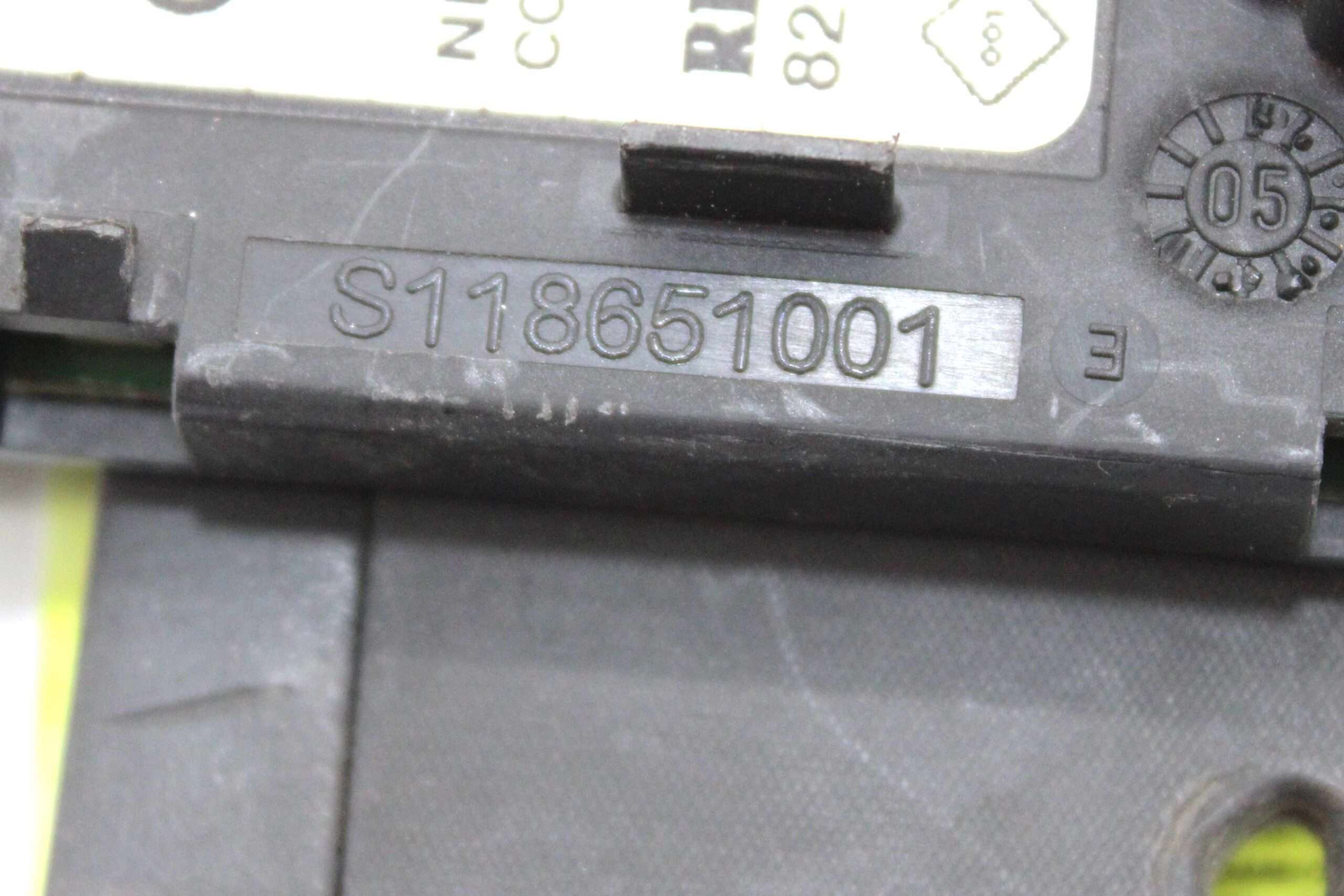Lector de Tarjeta CON Tarjeta Renault Megane - foto 3